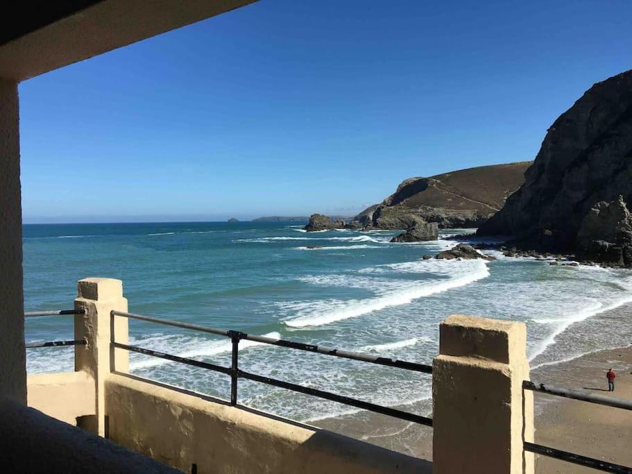 St Agnes Perfect Location, Hot Tub, Sea Views, Gym Lägenhet Exteriör bild